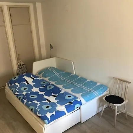 Modern With Own Patio Appartement *