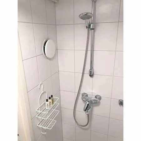 Modern With Own Patio Apartment Helsinki